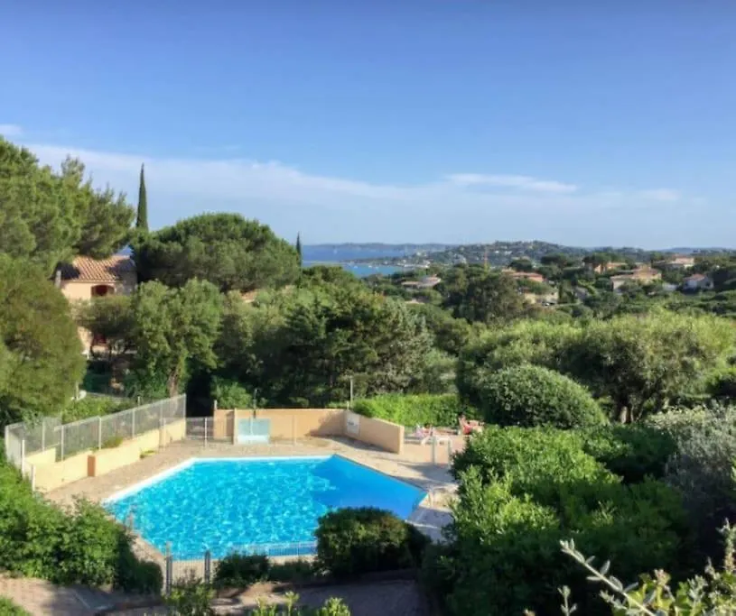 Appartement Vue Mer Sainte Maxime סן-מקסים
